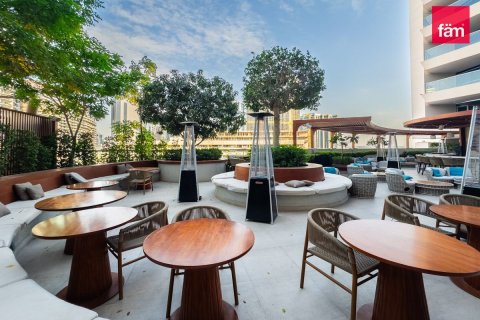 Business Bay, Dubai, BAE’de satılık hotel apartment 32.6 m² No 668990 - fotoğraf 19