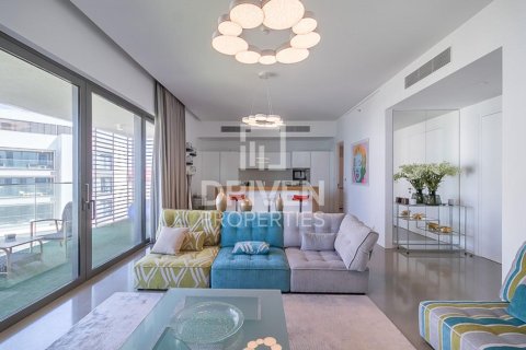 Huoneisto Jumeirah, Dubai, Arabiemiraatit 3 makuuhuonetta, 210 m2 № 654493 - kuva 5