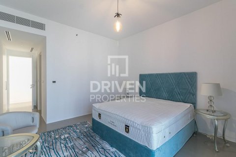 Huoneisto Jumeirah, Dubai, Arabiemiraatit 3 makuuhuonetta, 210 m2 № 654493 - kuva 6