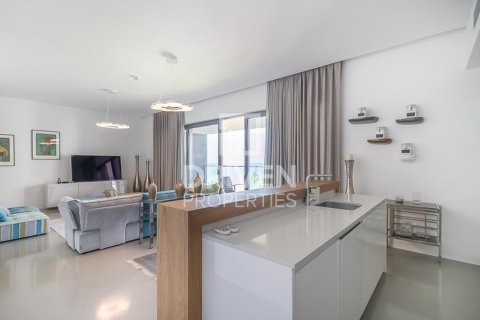 Huoneisto Jumeirah, Dubai, Arabiemiraatit 3 makuuhuonetta, 210 m2 № 654493 - kuva 9