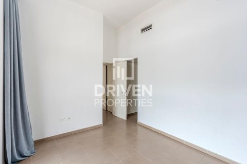 Appartement te koop in Town Square, Dubai, VAE 2 slaapkamers, 85 vr.m., nr 654496 - foto 9