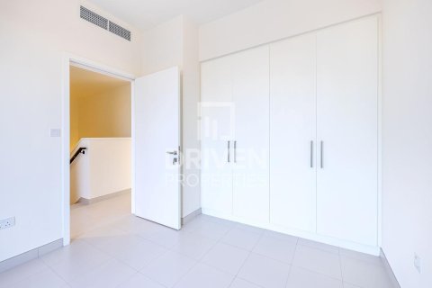 Dubai South (Dubai World Central), Dubai, BAE’de kiralık sıra ev 4 yatak odası, 250.28 m&sup2; No 745408 - fotoğraf 2