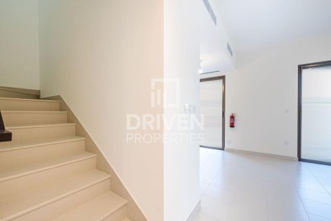 Dubai South (Dubai World Central), Dubai, BAE’de kiralık sıra ev 4 yatak odası, 250.28 m&sup2; No 745408 - fotoğraf 7