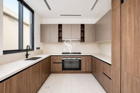 Vila v Tilal Al Ghaf, Dubai, SAE 5 spální, 545 m2 č. 720267 - Fotografia 11