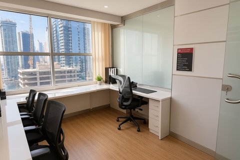 Office in Jumeirah Lake Towers, Dubai, UAE 165 sq.m. № 720264 - photo 7