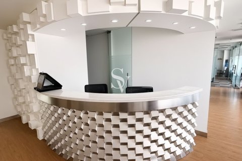 Office in Jumeirah Lake Towers, Dubai, UAE 165 sq.m. № 720264 - photo 3