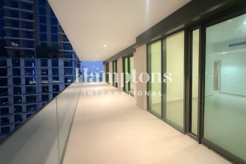 Apartment in Mina Rashid, Dubai, UAE 3 bedrooms, 184.58989973 sq.m. № 714999 - photo 18