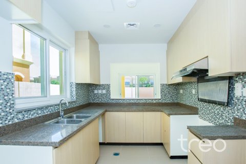 Vila di Dubai, UAE 3 bilik tidur, 241.55 meter persegi № 733204 - foto 8