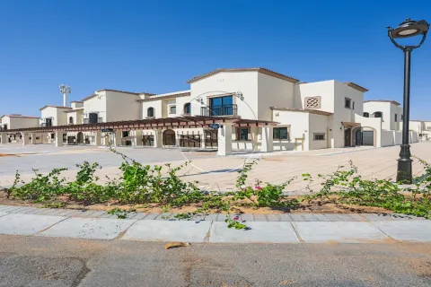 Adosado en alquiler en Abu Dhabi, EAU 3 dormitorios, 171 m2 № 662980 - foto 1