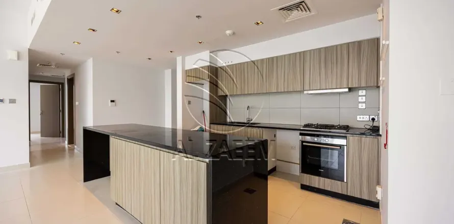 Квартира в Абу-Даби, ОАЕ 3 спальні, 160м2 № 662979