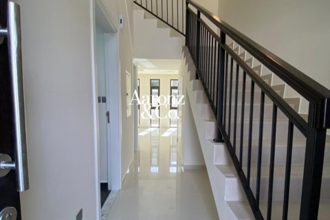 Vilă de închiriat în DAMAC Hills (Akoya by DAMAC), Dubai, EAU 3 dormitoare, 175 mp.  №722259 - poză 12