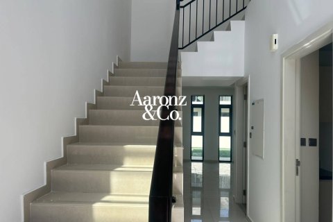 Vilă de închiriat în DAMAC Hills (Akoya by DAMAC), Dubai, EAU 3 dormitoare, 175 mp.  №722259 - poză 11