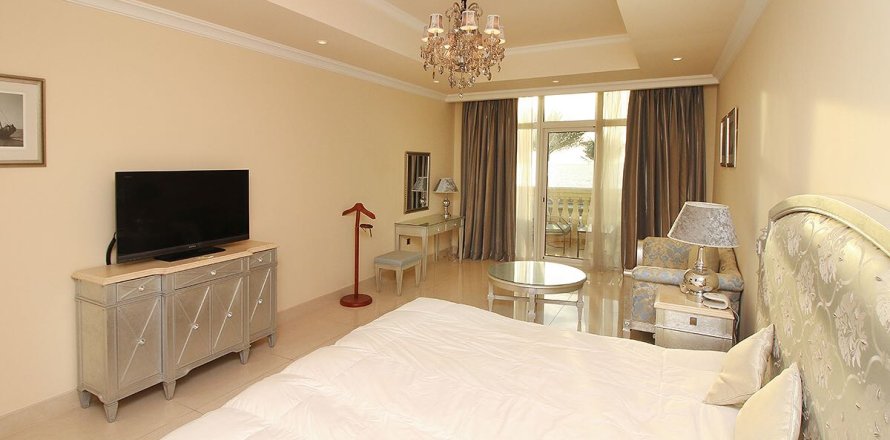 Villa Palm Jumeirah, Dubaijā, AAE 4 istabas, 520 m2 Nr. 648460