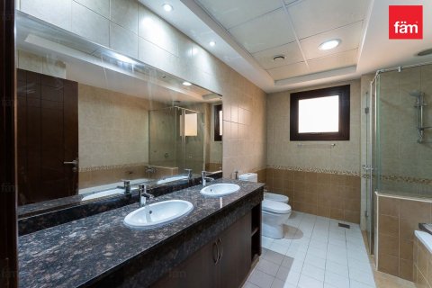 Stadthaus zur Miete in Dubai, VAE 4 Schlafzimmer, 389.2 m2 Nr. 660282 - Foto 25