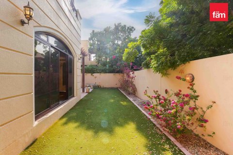 Stadthaus zur Miete in Dubai, VAE 4 Schlafzimmer, 389.2 m2 Nr. 660282 - Foto 14