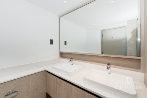 Villa te huur in Dubai, VAE 3 slaapkamers, 145 vr.m., nr 670023 - foto 16