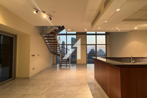 Apartment in DIFC, Dubai, UAE 2 bedrooms, 184.5 sq.m. № 670022 - photo 4