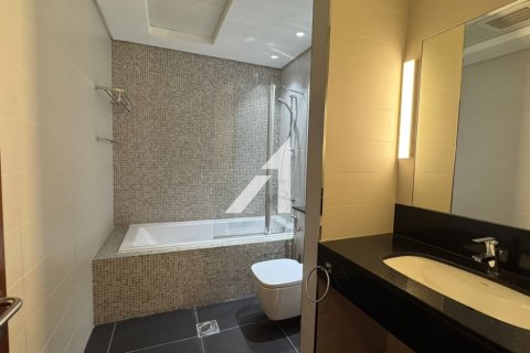 Apartment in DIFC, Dubai, UAE 2 bedrooms, 184.5 sq.m. № 670022 - photo 11