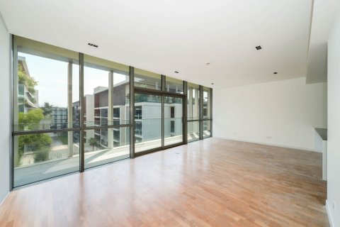 Al Wasl, Dubai, UAE의 임대용 아파트 침실 2개, 157제곱미터 번호 662157 - 사진 1