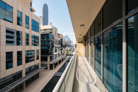 Huoneisto Business Bay, Dubai, Arabiemiraatit 1 makuuhuone, 105.91 m2 № 744259 - kuva 11