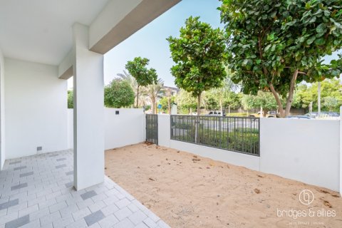 Villa uthyres i Dubai, UAE 3 sovrum, 141.7 kvm Nr. 669183 - fotografi 5