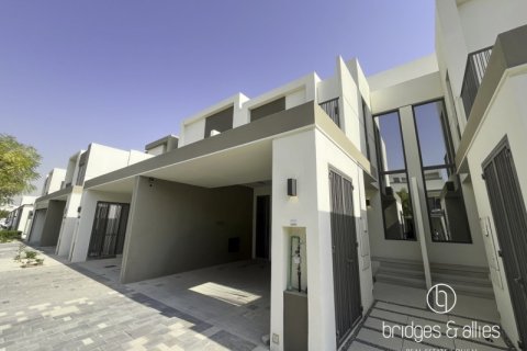 Vila u Dubai, UAE 3 spavaćih soba, 143.2 m2 Br. 669180 - fotografija 1