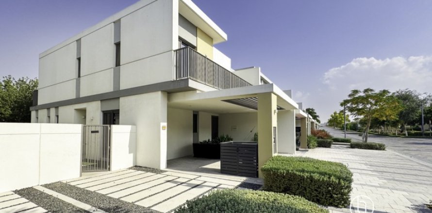 ویلا در Dubai ، امارات متحده عربی 4 خوابه ، 201.9 متر مربع.  شماره 669185