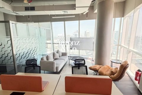 Biuro do wynajęcia w Business Bay, Dubai, ZEA 53 mkw., nr 729893 - zdjęcie 4