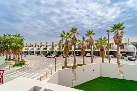 ویلا برای فروش در  Dubai، امارات متحده عربی  4 خوابه ، 334 متر مربع ، شماره 734128 - تصویر 13