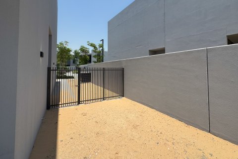 Villa in vendita a Tilal City, Sharjah, EAU 4 camere da letto, 282.43 mq. № 749208 - foto 7