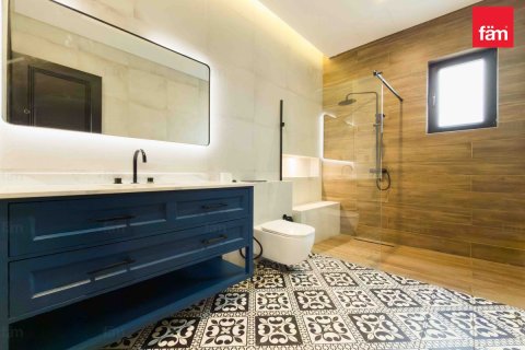 Villa te huur in Al Barsha, Dubai, VAE 5 slaapkamers, 997 vr.m., nr 668768 - foto 13