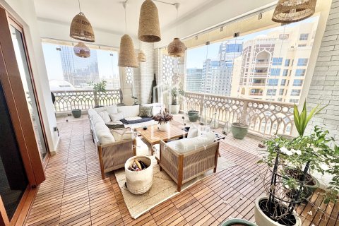 Apartment in Palm Jumeirah, Dubai, UAE 2 bedrooms, 188 sq.m. № 736077 - photo 13