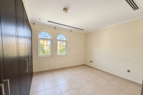 Villa zur Miete in Jumeirah Park, Dubai, VAE 3 Schlafzimmer, 374 m2 Nr. 768774 - Foto 15