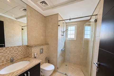 Villa zur Miete in Jumeirah Park, Dubai, VAE 3 Schlafzimmer, 374 m2 Nr. 768774 - Foto 10