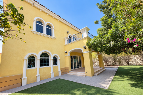 Villa zur Miete in Jumeirah Park, Dubai, VAE 3 Schlafzimmer, 374 m2 Nr. 768774 - Foto 1