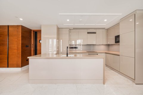 Bluewaters, Dubai, UAE의 임대용 아파트 침실 3개, 166.39제곱미터 번호 768780 - 사진 16