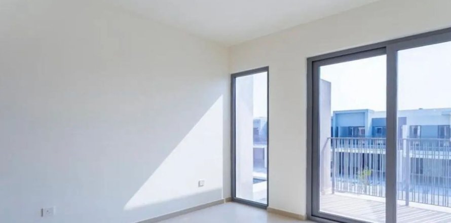 Vila u gradu Tilal Al Ghaf, Dubai, UAE 3 spavaće sobe, 141.9 m2 Br. 699706