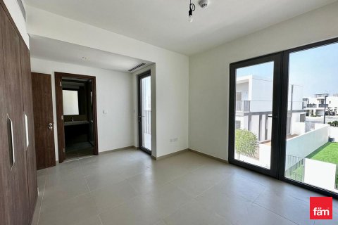 Vila u gradu Tilal Al Ghaf, Dubai, UAE 3 spavaće sobe, 141.9 m2 Br. 699706 - Slika 3