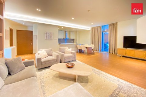 Apartemen di Al Wasl, Dubai, UEA 1 kamar tidur, 119 m2 nomor 652076 - foto 4