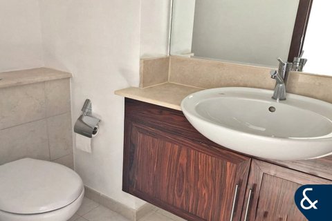 Снять в аренду квартиру в Даунтаун Дубай (Даунтаун Бурдж Дубай), ОАЭ 1 спальня, 84м2, № 698330 - фото 5