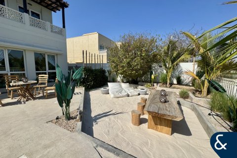 Villa sa Meadows, Dubai, UAE 5 silid-tulugan, 332 sq.m. № 698333 - larawan 15