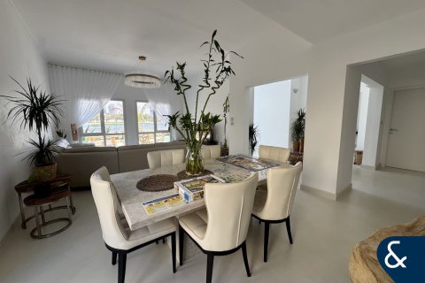 Villa sa Meadows, Dubai, UAE 5 silid-tulugan, 332 sq.m. № 698333 - larawan 7