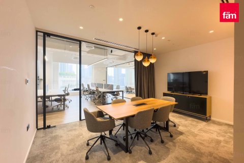 Office in Downtown Dubai (Downtown Burj Dubai), UAE 168 sq.m. № 709830 - photo 2