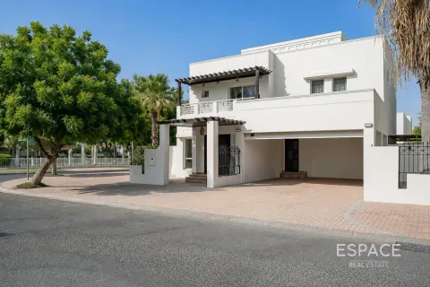 Villa til salgs i Meadows, Dubai, Emiratene 4 soverom, 381 kvm Nr. 737747 - Foto 3
