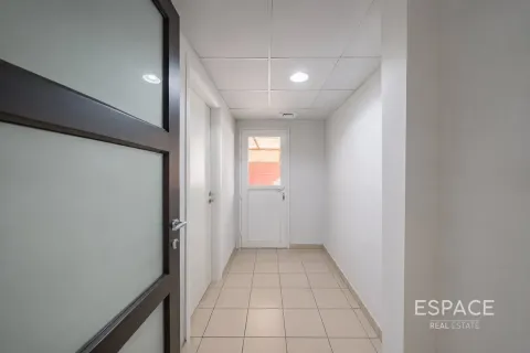 Villa til salgs i Meadows, Dubai, Emiratene 4 soverom, 381 kvm Nr. 737747 - Foto 8