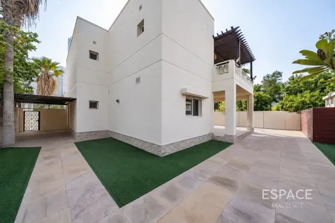 Villa til salgs i Meadows, Dubai, Emiratene 4 soverom, 381 kvm Nr. 737747 - Foto 13