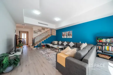 Arabian Ranches, Dubai, संयुक्त अरब अमीरात में विला, 2 बेडरूम, 226 वर्ग मीटर, संख्या 737745 - फ़ोटो 9