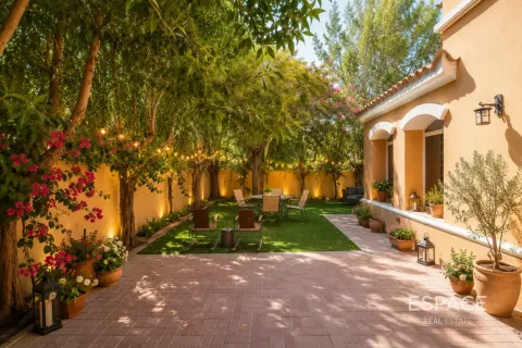 Villa à Arabian Ranches, Dubai, EAU: 2 chambres, 226 m2 № 737745