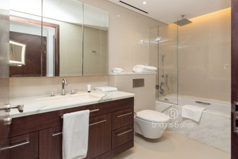 Apartment sa Downtown Dubai (Downtown Burj Dubai), UAE 2 silid-tulugan, 141 sq.m. № 670063 - larawan 11