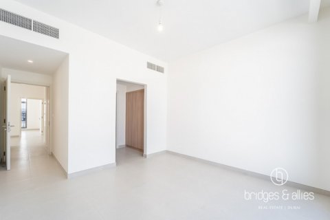 Villa zur Miete in Dubai, VAE 3 Schlafzimmer, 188.8 m2 Nr. 670064 - Foto 6